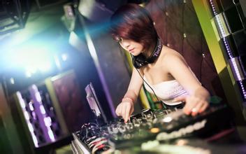 u4806264122544456905fm21gp0